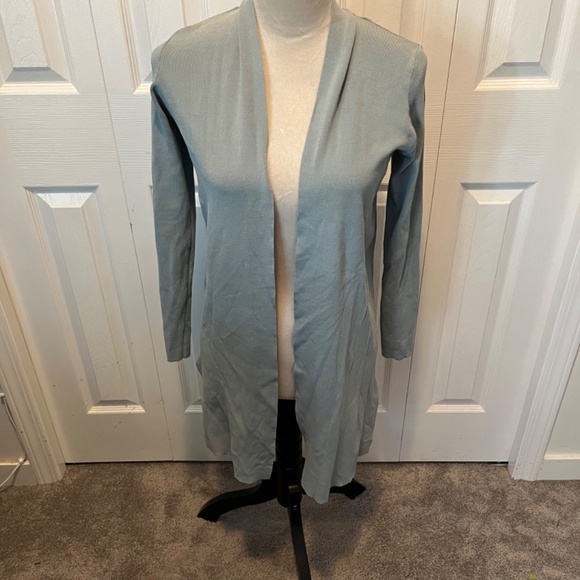 Contemperaine size S cardigan - Picture 3 of 14